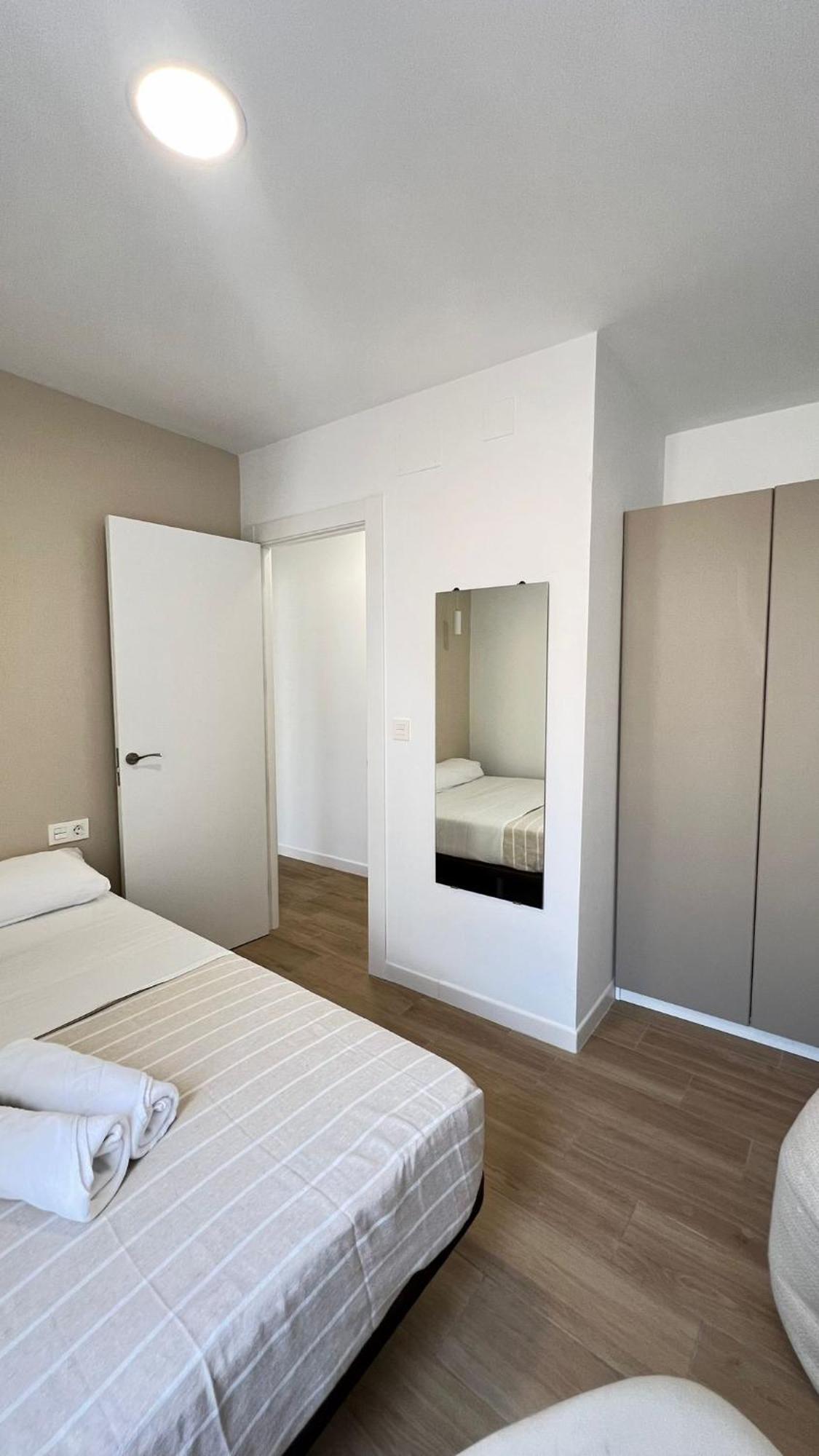 גרנדה Hermosos Apartamentos En Pleno Centro מראה חיצוני תמונה