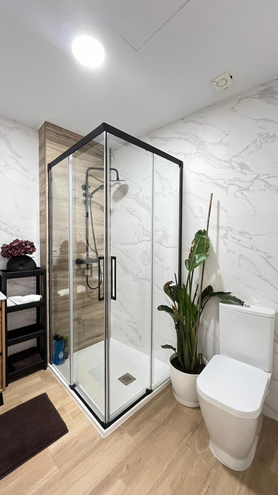 גרנדה Hermosos Apartamentos En Pleno Centro מראה חיצוני תמונה